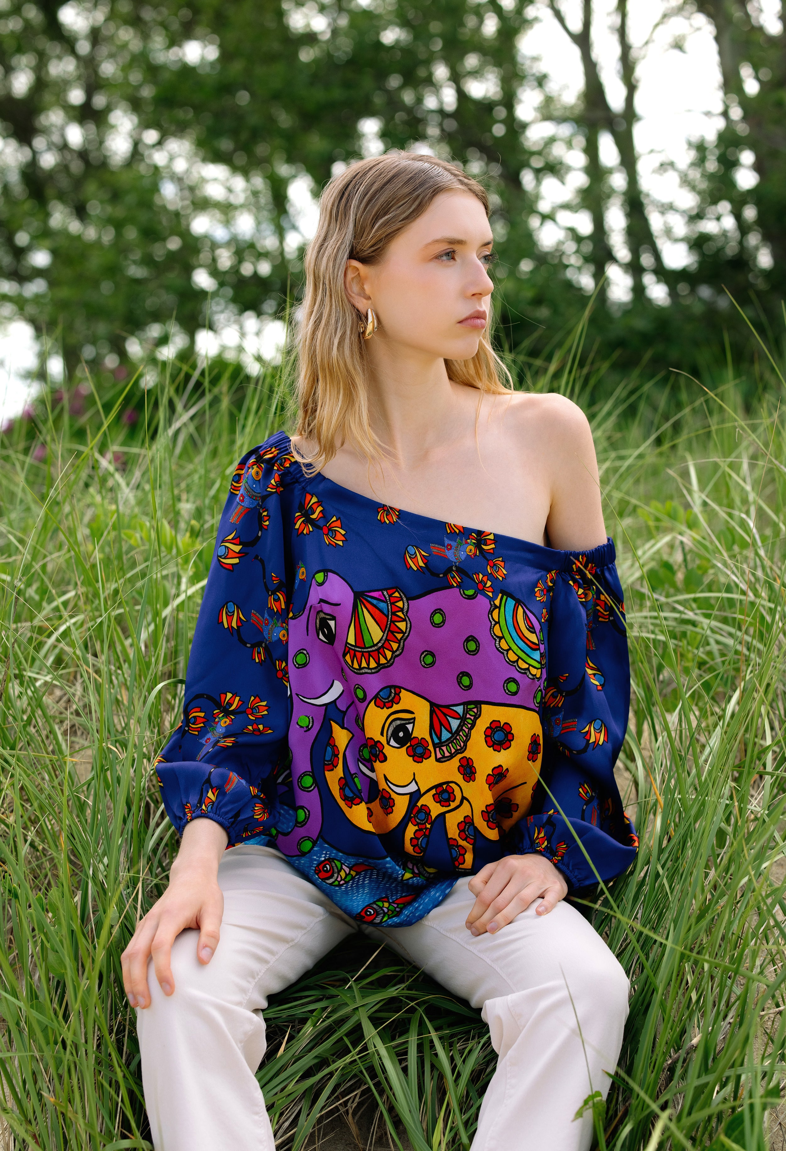 Why Silk Tunic Tops Are a Must-Have in Every Woman’s Wardrobe